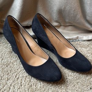 Attention Wedges